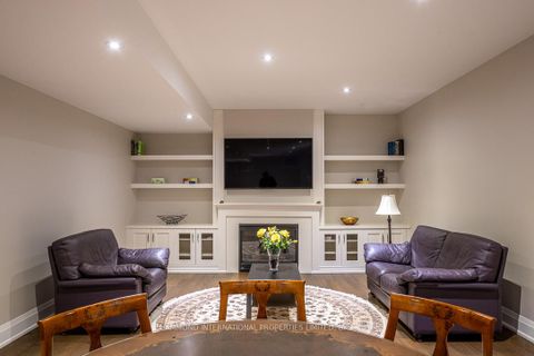 Photo 34 at 11 Helen Avenue, Uplands, Vaughan