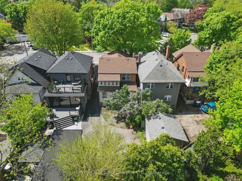 Photo 2 at 24 Yonge Boulevard, Lawrence Park North, Toronto