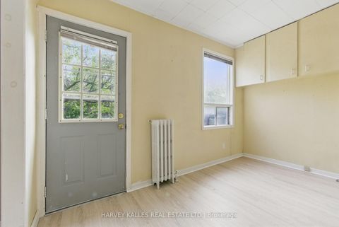 Photo 19 at 24 Yonge Boulevard, Lawrence Park North, Toronto