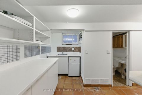 Photo 27 at 24 Yonge Boulevard, Lawrence Park North, Toronto