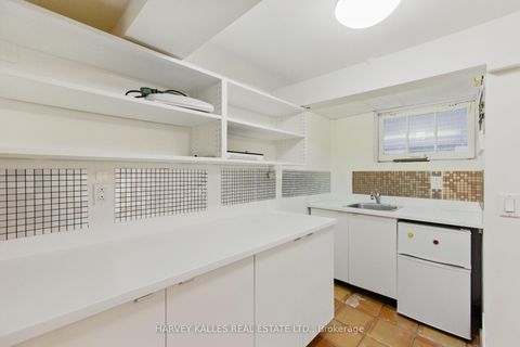 Photo 28 at 24 Yonge Boulevard, Lawrence Park North, Toronto