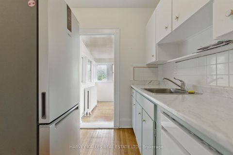 Photo 44 at 24 Yonge Boulevard, Lawrence Park North, Toronto