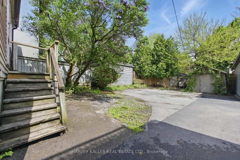 Photo 47 at 24 Yonge Boulevard, Lawrence Park North, Toronto