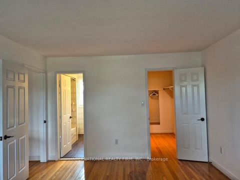 Photo 20 at 17 Southview Drive, Concord, Vaughan