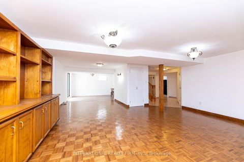 Photo 35 at 17 Southview Drive, Concord, Vaughan