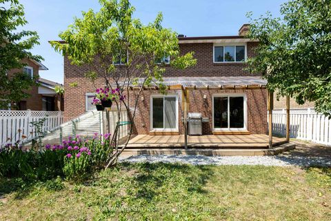 Photo 48 at 17 Southview Drive, Concord, Vaughan