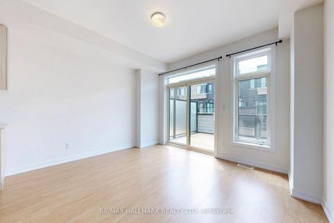 Photo 7 at 134 Brockley Drive, Bendale, Toronto