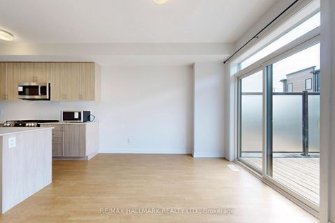 Photo 9 at 134 Brockley Drive, Bendale, Toronto