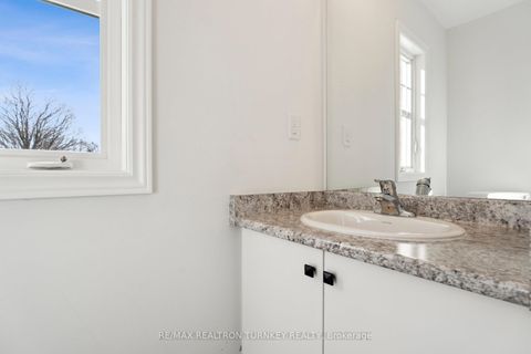 Photo 2 at 15 Ravenscraig Place, Cookstown, Innisfil Photo 2 at 15 Ravenscraig Place, Cookstown, Innisfil