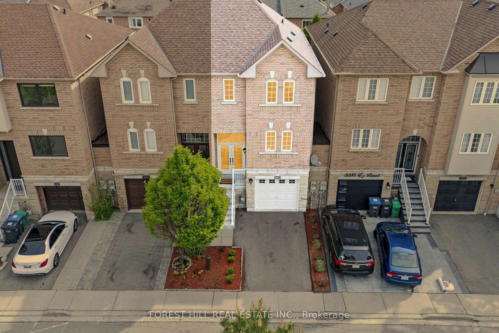 5817 Tiz Road, Hurontario, Mississauga 