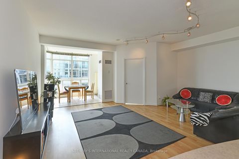 Photo 1 at SP10 - 600 Queens Quay W, Waterfront Communities C1, Toronto