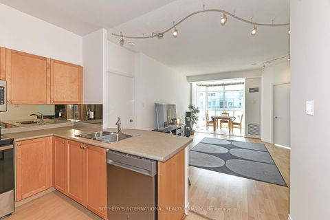 Photo 3 at SP10 - 600 Queens Quay W, Waterfront Communities C1, Toronto
