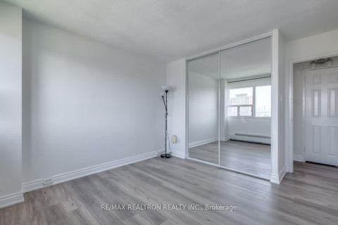 Photo 11 at 1904 - 100 Leeward Glenway, Flemingdon Park, Toronto