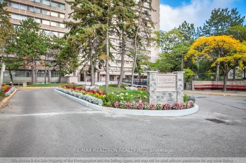 Photo 18 at 1904 - 100 Leeward Glenway, Flemingdon Park, Toronto