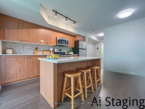Photo 8 at 969 - 209 Fort York Boulevard, Niagara, Toronto