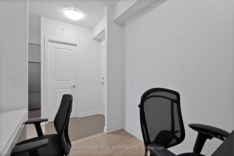 Photo 13 at 618NE - 9205 Yonge Street, Langstaff, Richmond Hill