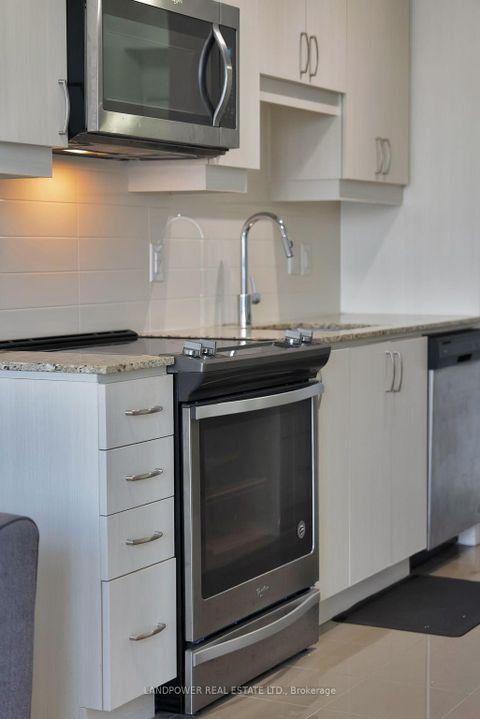 Photo 18 at 618NE - 9205 Yonge Street, Langstaff, Richmond Hill