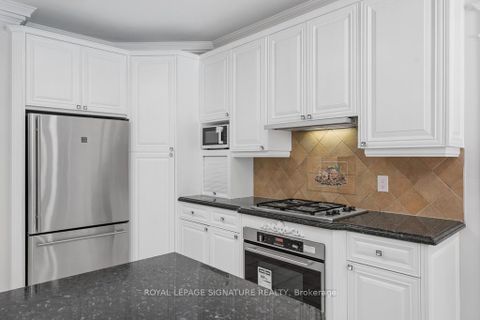Photo 18 at 95 Shaftsbury Avenue, Westbrook, Richmond Hill