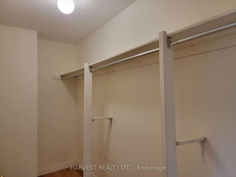 Photo 15 at 25 Nettlecreek Crescent, Milliken, Toronto