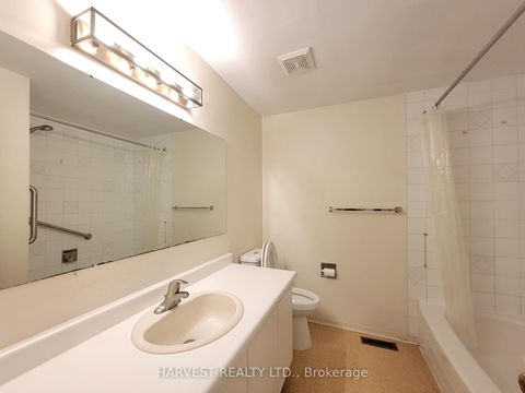 Photo 20 at 25 Nettlecreek Crescent, Milliken, Toronto