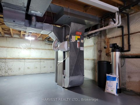 Photo 23 at 25 Nettlecreek Crescent, Milliken, Toronto