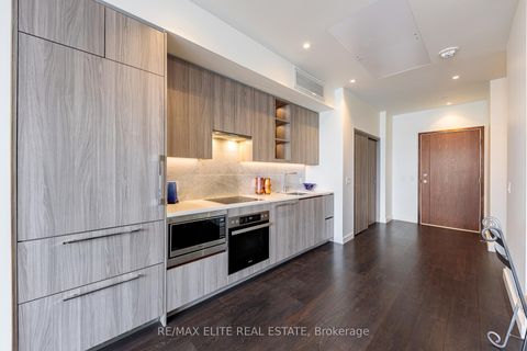 Photo 3 at 612 - 85 Mcmahon Drive, Bayview Village, Toronto
