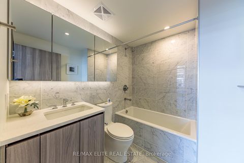 Photo 12 at 612 - 85 Mcmahon Drive, Bayview Village, Toronto