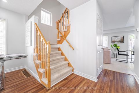 Photo 23 at 913 Taggart Crescent, Pinecrest, Oshawa