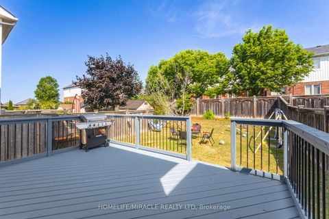 Photo 45 at 913 Taggart Crescent, Pinecrest, Oshawa