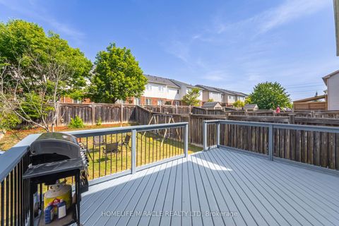 Photo 46 at 913 Taggart Crescent, Pinecrest, Oshawa