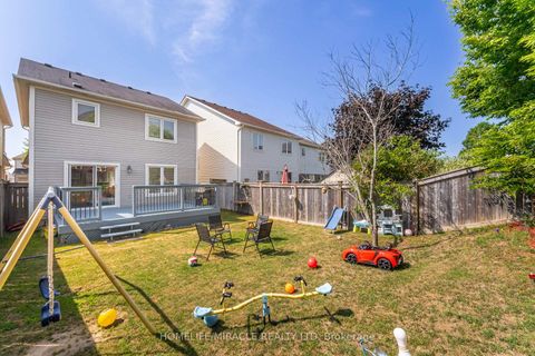 Photo 48 at 913 Taggart Crescent, Pinecrest, Oshawa