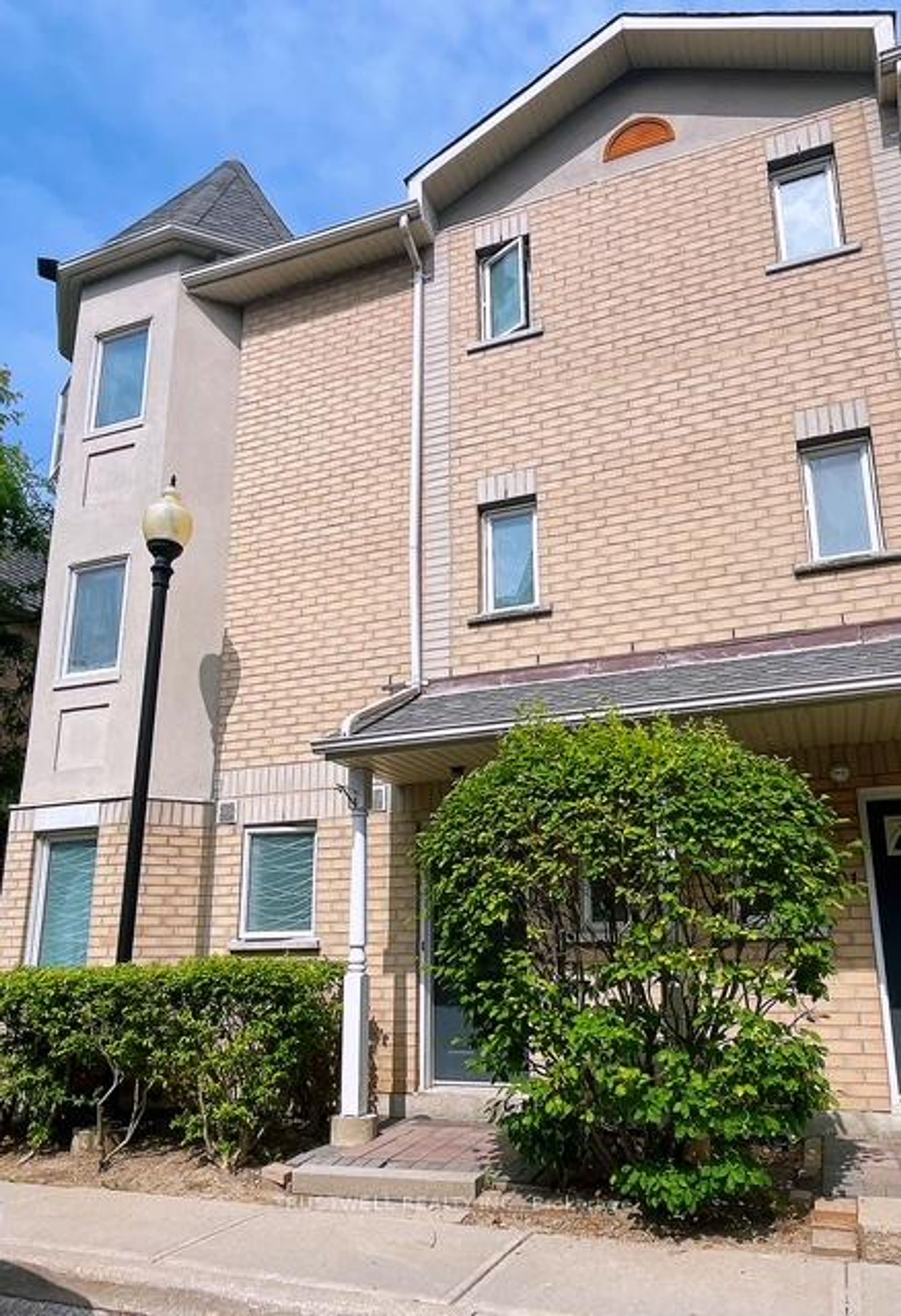 1502 - 28 Rosebank Drive, Malvern, Toronto 