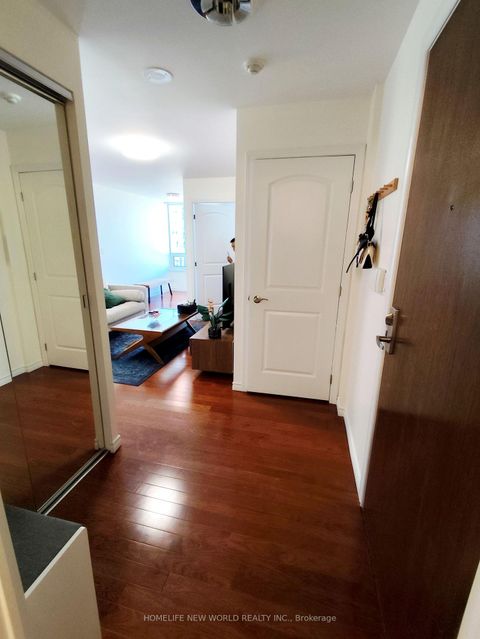 Photo 2 at 619 - 35 Hollywood Avenue, Willowdale East, Toronto