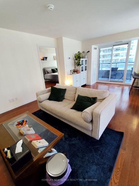 Photo 5 at 619 - 35 Hollywood Avenue, Willowdale East, Toronto