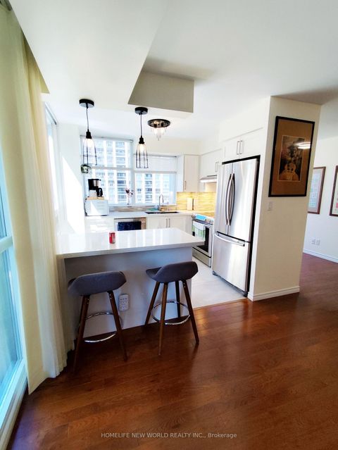 Photo 8 at 619 - 35 Hollywood Avenue, Willowdale East, Toronto