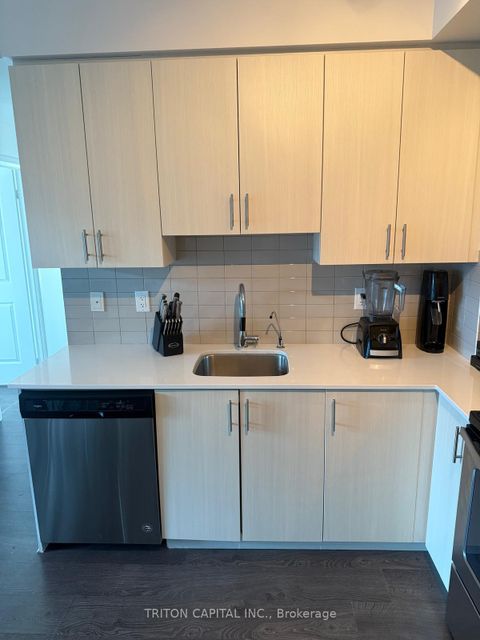 Photo 4 at 502 - 3700 Highway 7, Vaughan Corporate Centre, Vaughan
