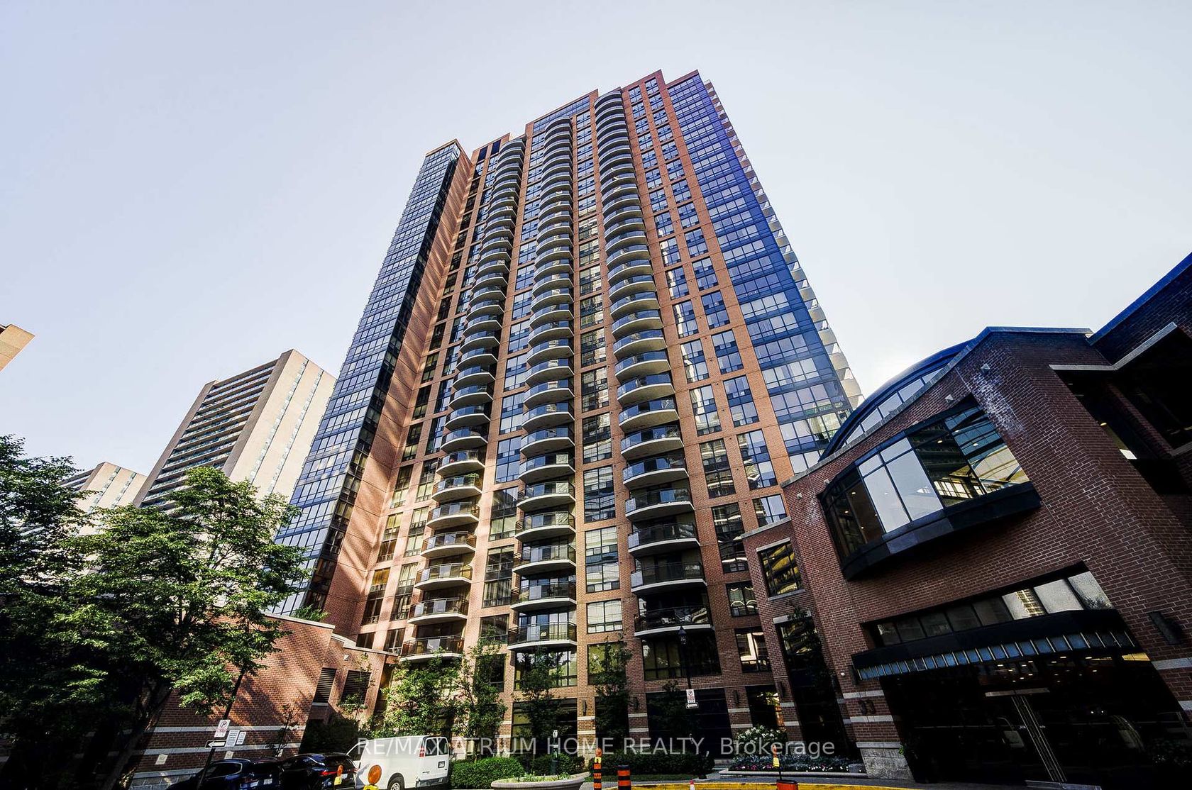 1810 - 33 Sheppard Avenue E, Willowdale East, Toronto 