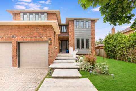 Photo 4 at 380 Summerchase Drive, RO River Oaks, Oakville
