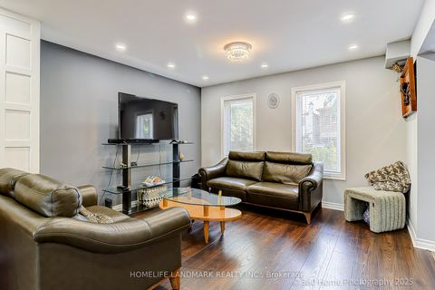 Photo 2 at 3 - 361 Birchmount Road, Cliffside, Toronto