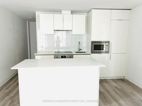 Photo 2 at 403 - 238 Simcoe Street, Chinatown, Toronto