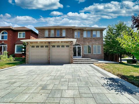Photo 0 at 1 Hearthstone Crescent, Doncrest, Richmond Hill