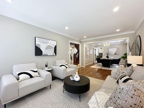 Photo 12 at 1 Hearthstone Crescent, Doncrest, Richmond Hill