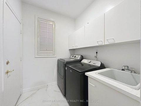 Photo 16 at 1 Hearthstone Crescent, Doncrest, Richmond Hill