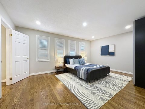 Photo 21 at 1 Hearthstone Crescent, Doncrest, Richmond Hill