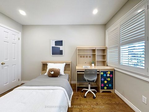 Photo 27 at 1 Hearthstone Crescent, Doncrest, Richmond Hill