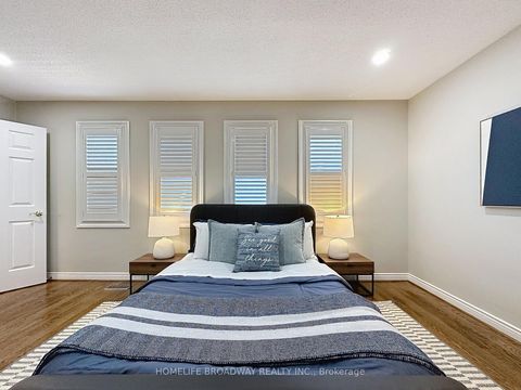 Photo 30 at 1 Hearthstone Crescent, Doncrest, Richmond Hill