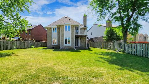 Photo 31 at 80 Eagleview Crescent, Steeles, Toronto