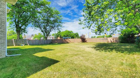 Photo 37 at 80 Eagleview Crescent, Steeles, Toronto