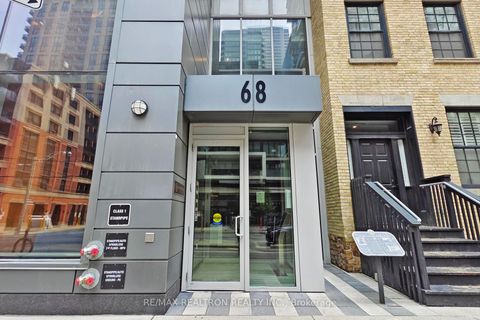 Photo 2 at 701 - 68 Shuter Street, Yonge Corridor, Toronto
