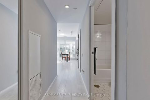 Photo 18 at 701 - 68 Shuter Street, Yonge Corridor, Toronto